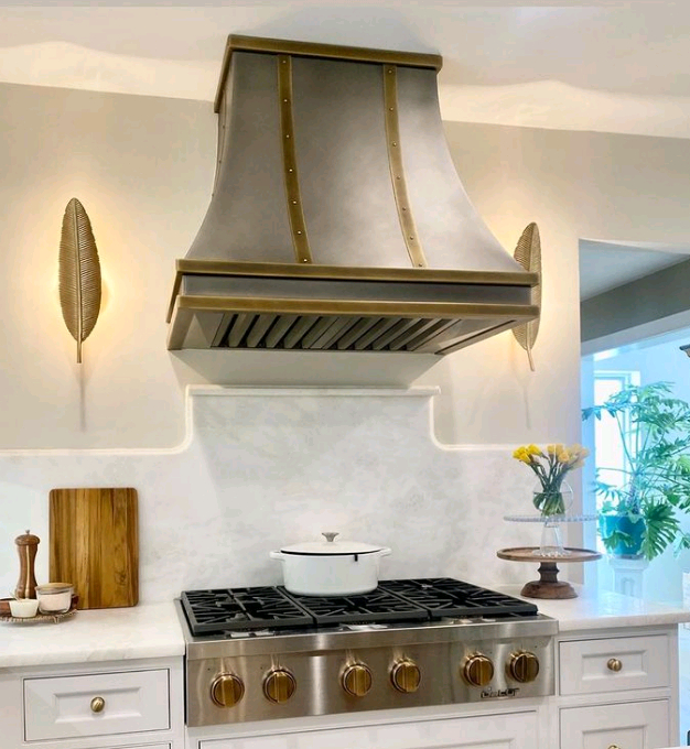 https://amoredesignfactory.com/wp-content/uploads/2020/10/Flare-Antique-Stainless-Antique-Brass-Double-Trim-71131-1.jpg